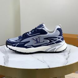Shoes Size 9