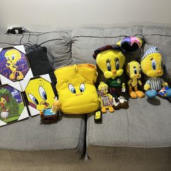 Vintage 90s & Early 2000s Tweety Bird Collectibles – 9 Items – $80 Cash 