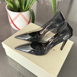 Good American Cinderella Pump Heels