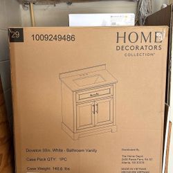 Brand New  Withe Color, 30 In