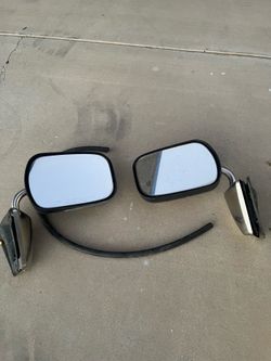 Truck mirrors