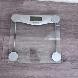 Smart Bathroom Scale 