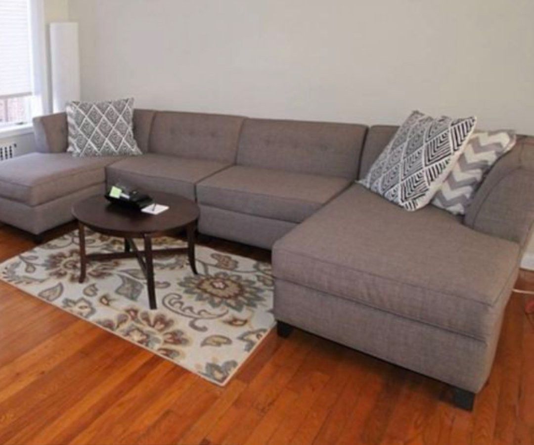 Couch still available