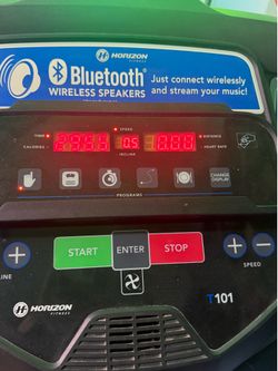 Horizon treadmill