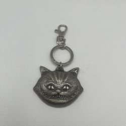 Disney Alice In Wonderland Metal Key Chain