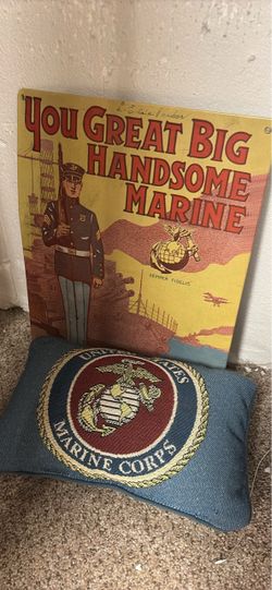 Marine corps plaque and mini pilllw
