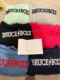 Bruce Bolt Sweatshirts Bundle Size Large