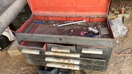 Kennedy tool box