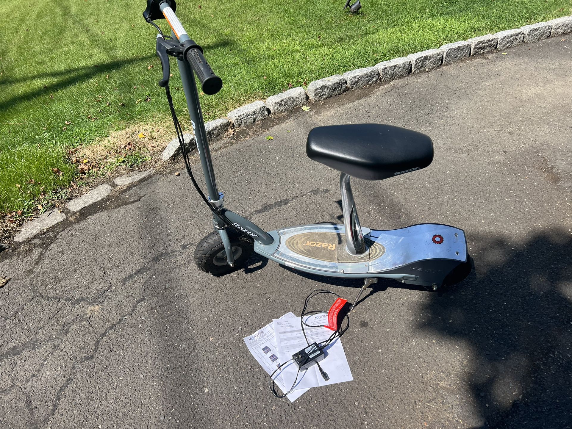 Razor E300 With Seat
