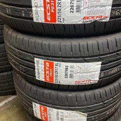 225/50/17 Kumho Tires