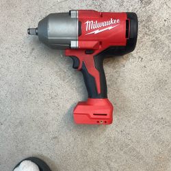 Milwaukee M18 1/2” High Torque Impact Wrench 