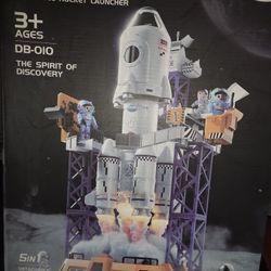 Universe Assemble Rocket Launcher 
