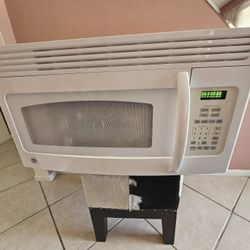 GE Microwave 