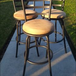✨ Like New! Professional Bar Stool & Microfiber Cleaning ✨
