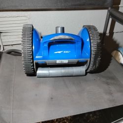 Rebel Pool Vacuum 