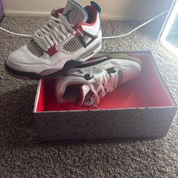 Air Jordan 4 Retro SE
