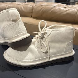 UGG Neumel Natural Boots Sz 7