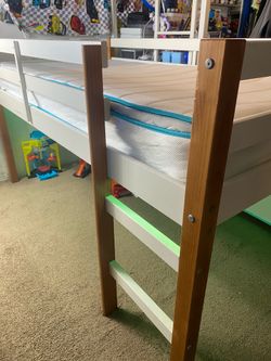 Loft twin bed