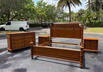 4-Piece Tropical Wood Bedroom Set King size By American Drew