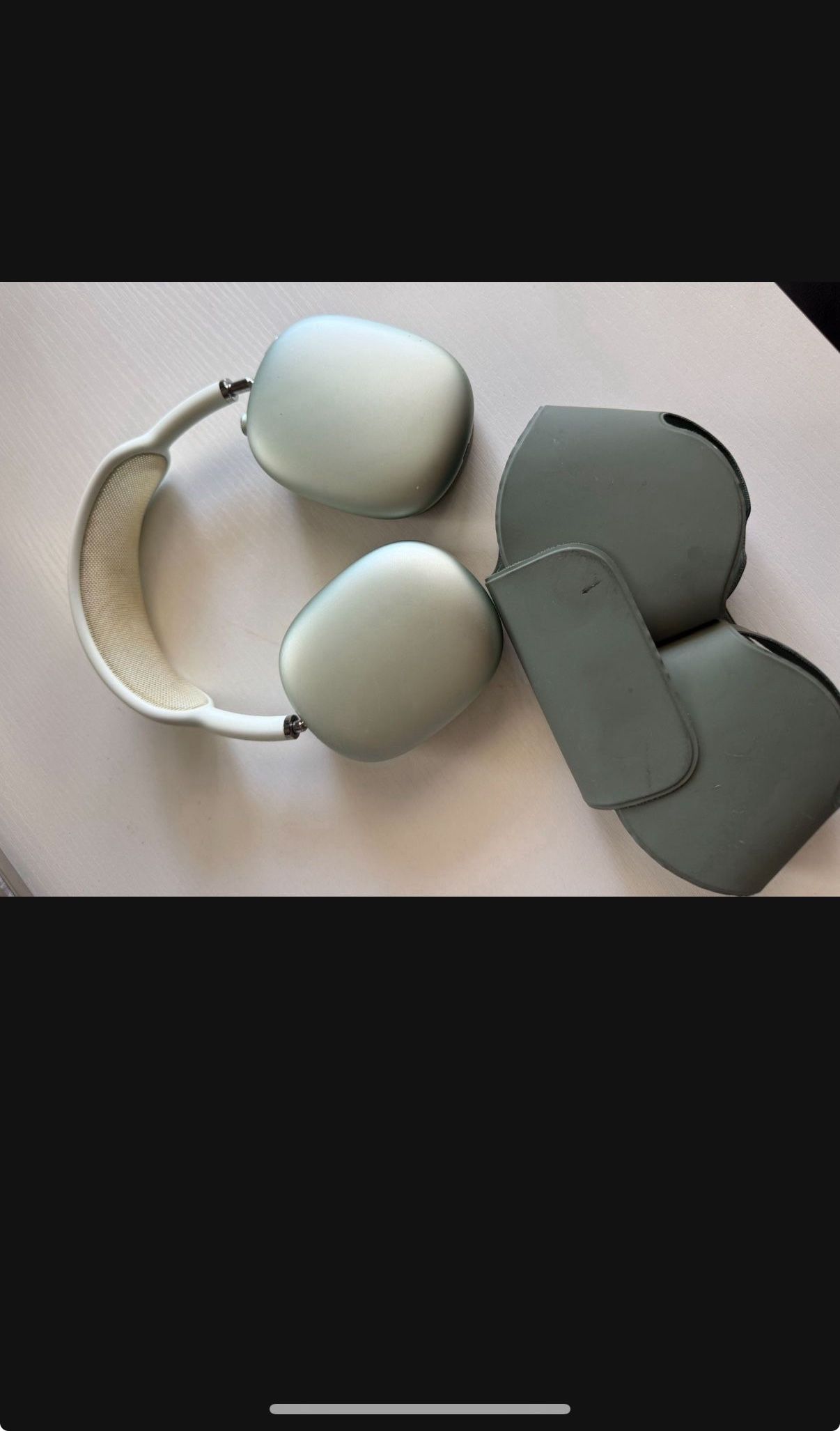 Apple Headphones
