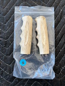 Schwinn white grips