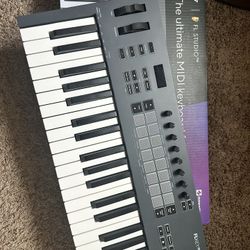 Novation Flkey 37 MIDI Keyboard