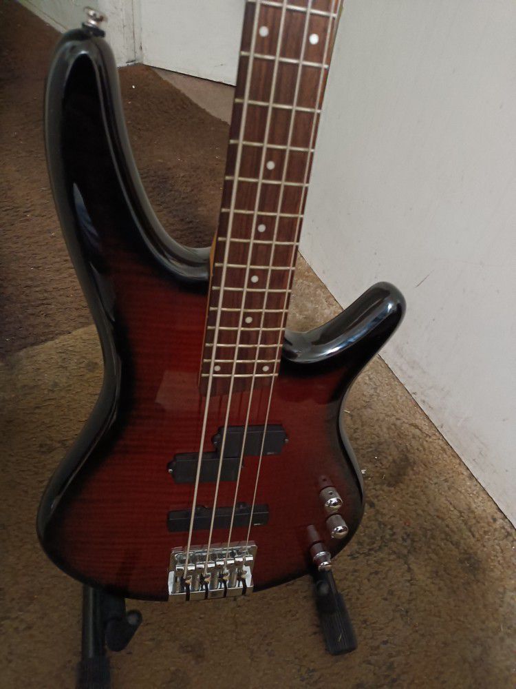 Ibanez Sr300fm Bass Guitar 