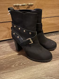 Ladies Boots
