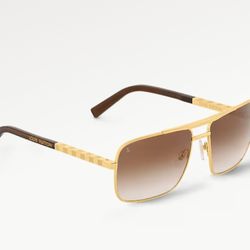 Louis Vuitton Attitude Sunglasses *NEW IN BOX*