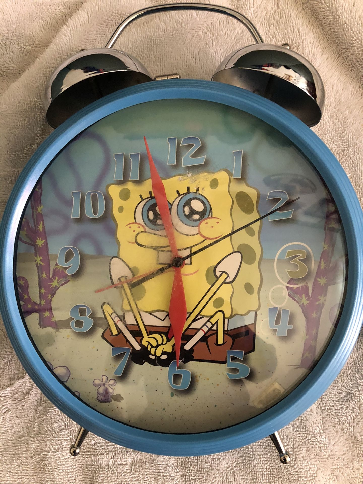 Spongebob SquarePants 12" Clock 2005 Stephen Hillenburg Viacom