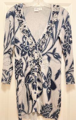 Monique Sweater Size Medium