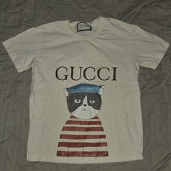 M Size Gucci T Shirt 