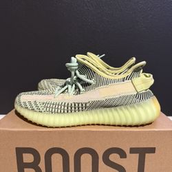 Yeezy 350 V2 Yeezreel (non Reflective)