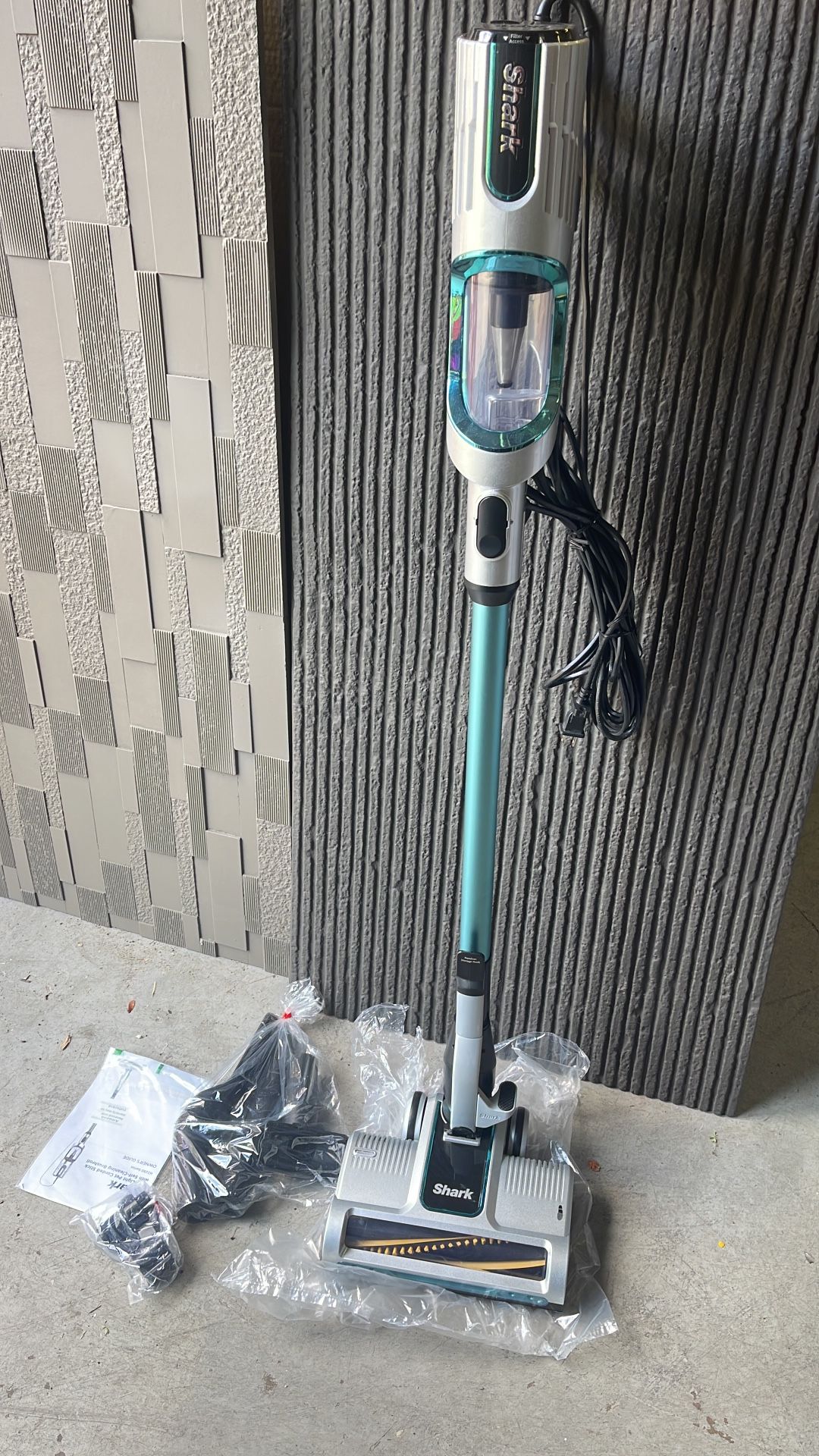 Shark HZ250 Ultralight Corded Stick Self-Cleaning Brushroll, Perfect, Converts to Hand Vacuum, LED Headlights, - Pet Crevice & Upholstery Tools, Teal.