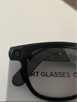 AI video translation glasses