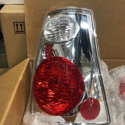 02-05 Ford Explorer Sport Trac Tailights