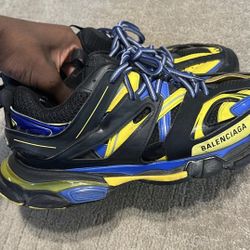 Balenciaga Tracks
