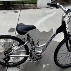 Trek Navigator 100