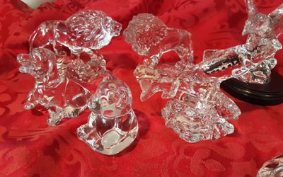 PRINCESS HOUSE ANIMALS AND FIGURINES. $12 AND UP. CHECK MY PROFILE PICTURES.