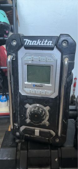 Makita , Todo por $410