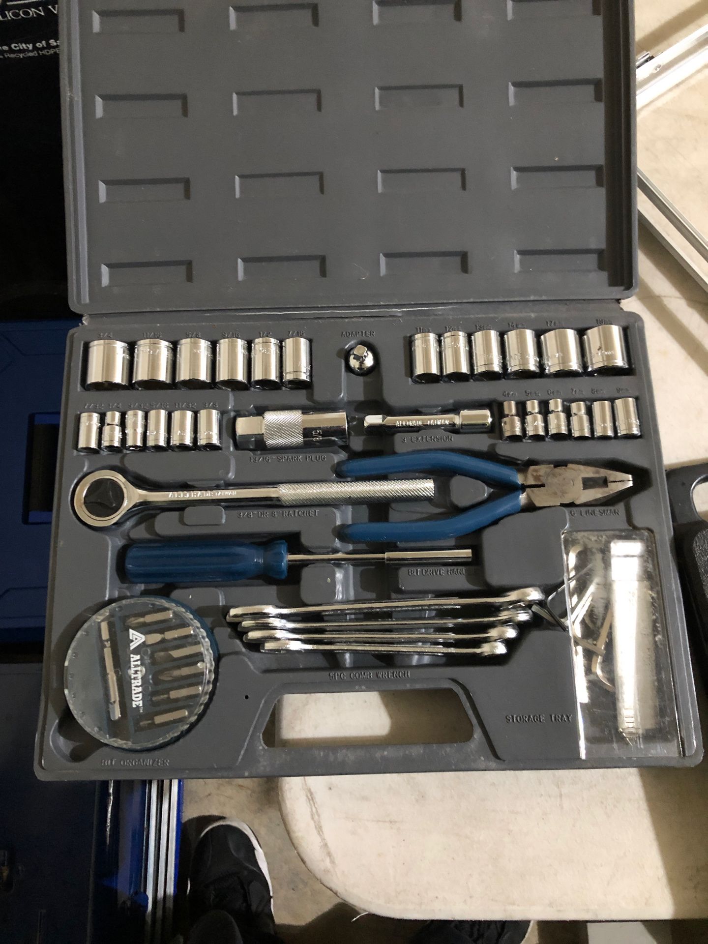 Tool box