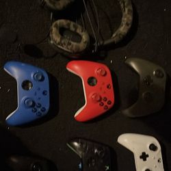 Xbox Controllers And Mic
