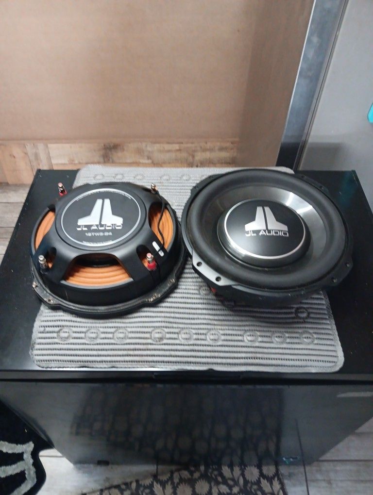 Speakers 