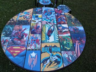 DC vs Marvel kitchen/nook table with 4 stools