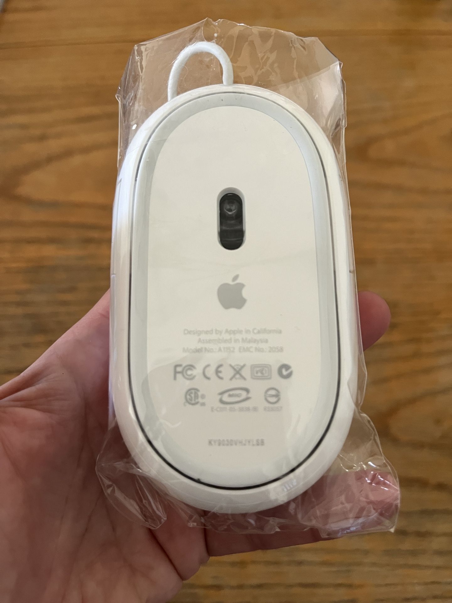 New Apple USB Cord Computer Optical Mouse