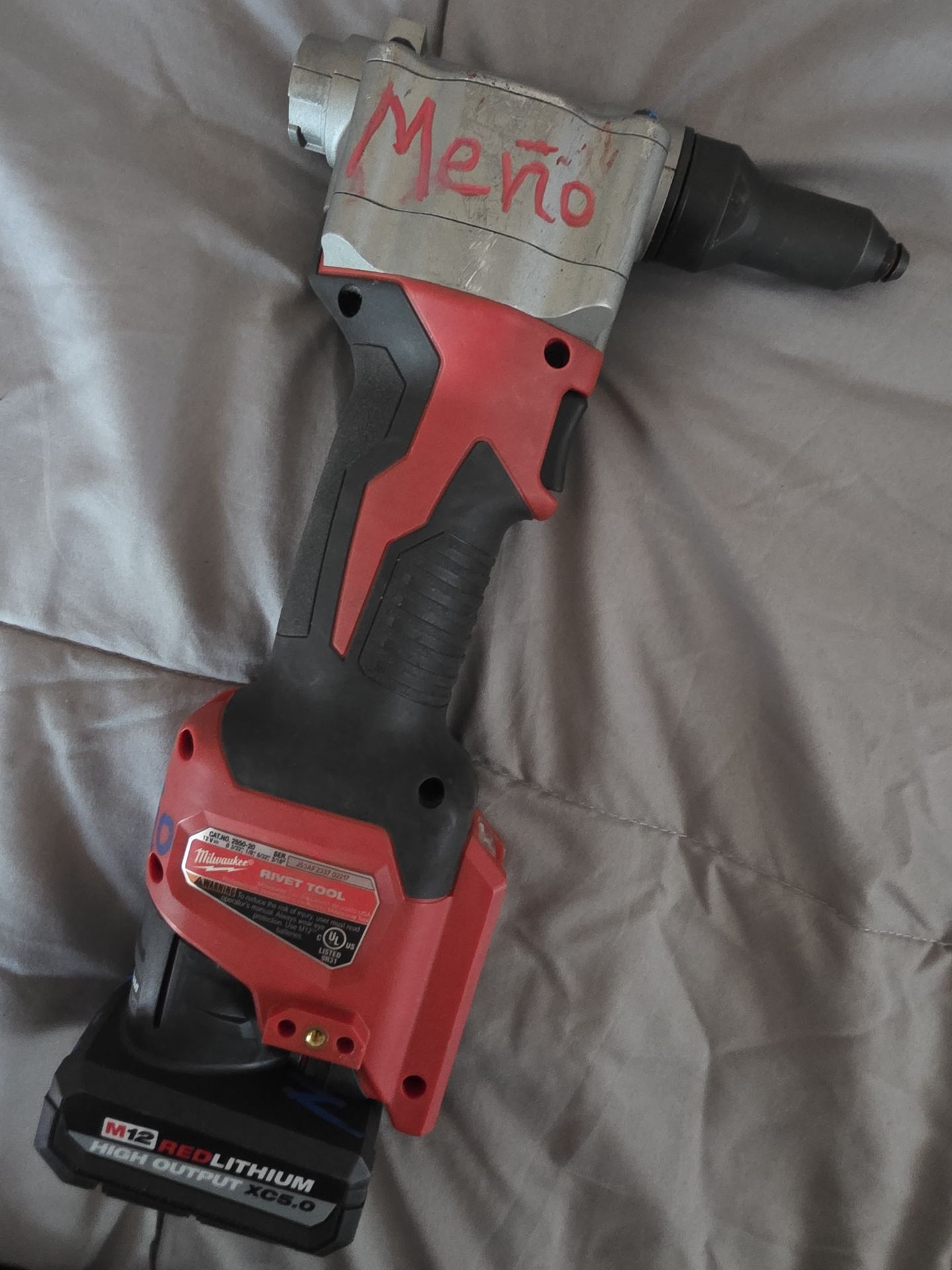 Milwaukee Riveter tool