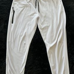 Men’s White Joggers Size XXL