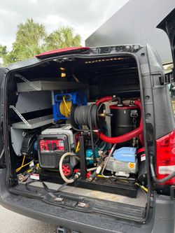 Mobile car wash equipment