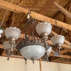 Chandelier 