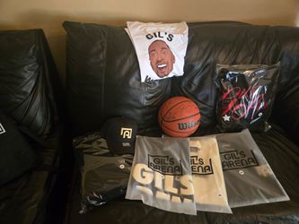 Gil's Arena Bundle